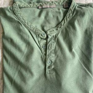 Vince Henley short sleeve shirt
